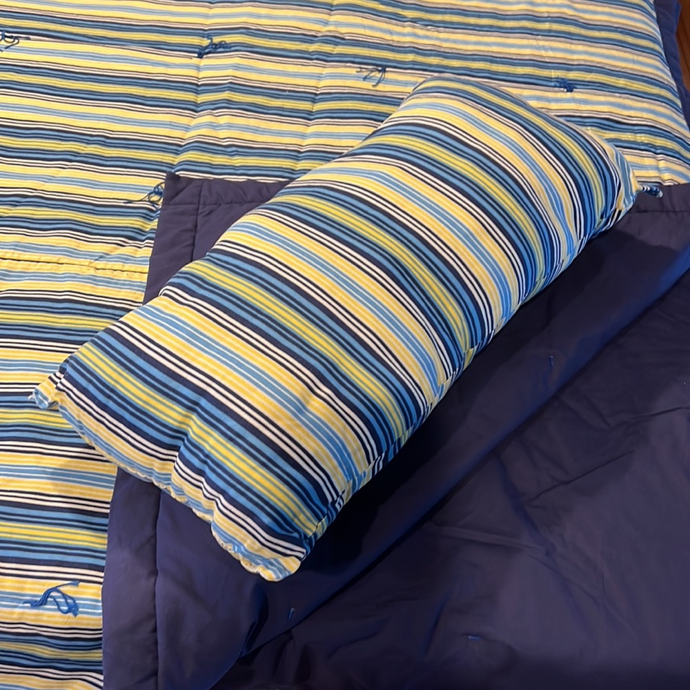 NEW Handmade reversible 76” x 116” cotton quilt + matching 10” x 20” pillow